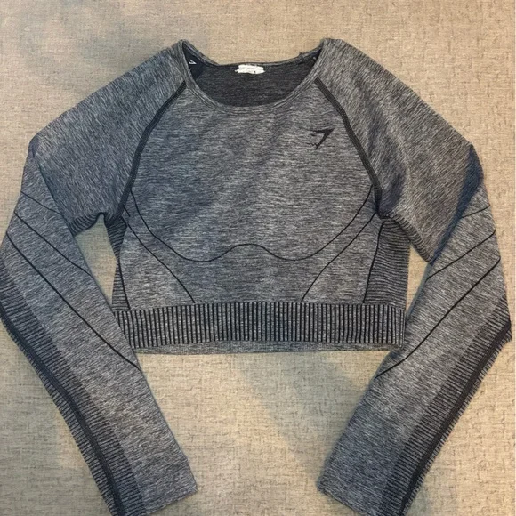 Gymshark long sleeve crop top size small gray - Picture 1 of 3